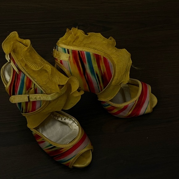 Vintage heels - Picture 2 of 2